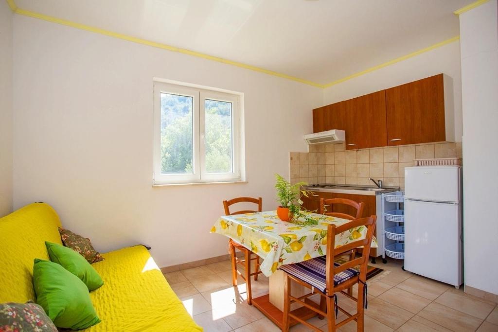 Yellow House Apartament